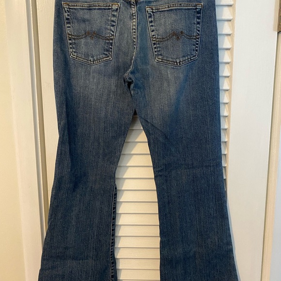 Lucky Brand size 6 Jeans - Picture 3 of 3